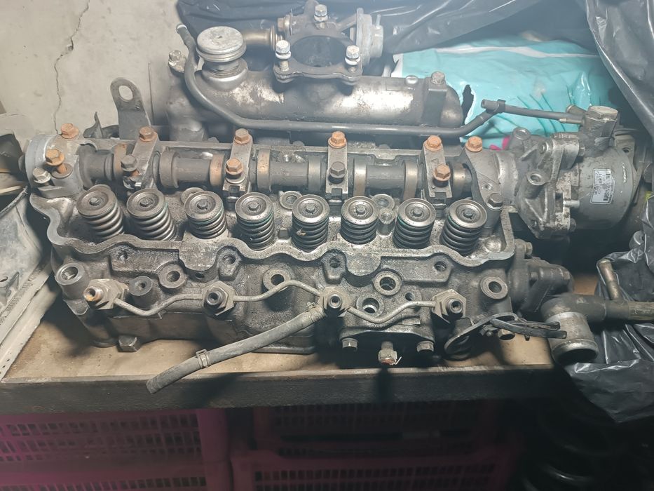 Продам ГБЦ головка