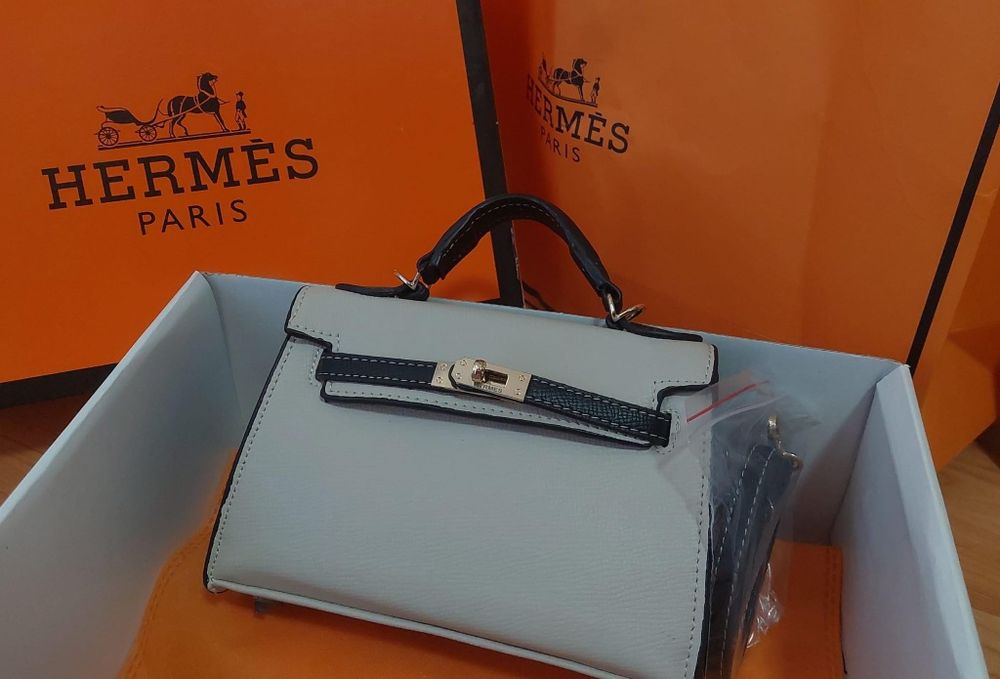 Geantă Hermès, nouă