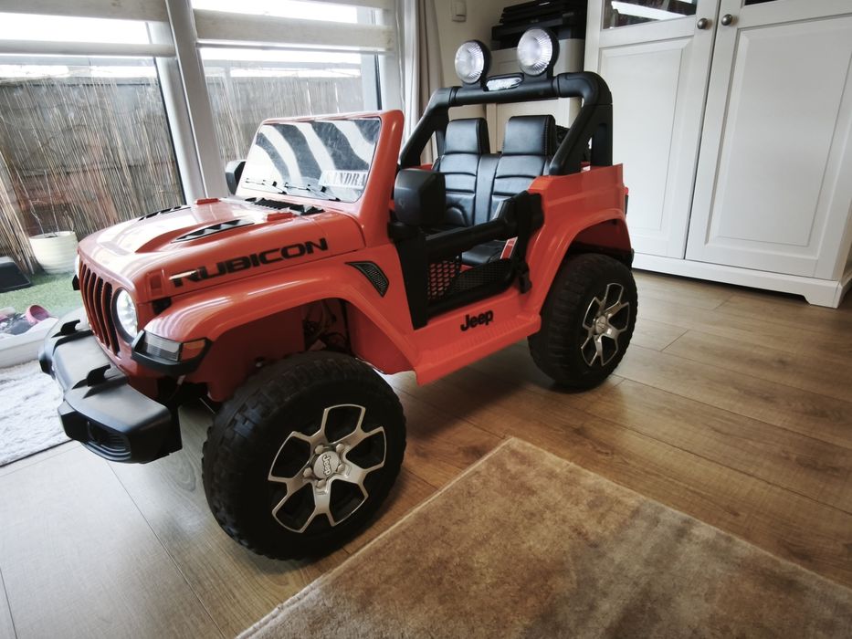 Mașinuță electrică Jeep Rubicon