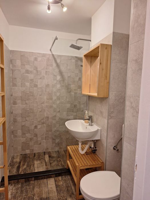 Vând apartament în micro 16