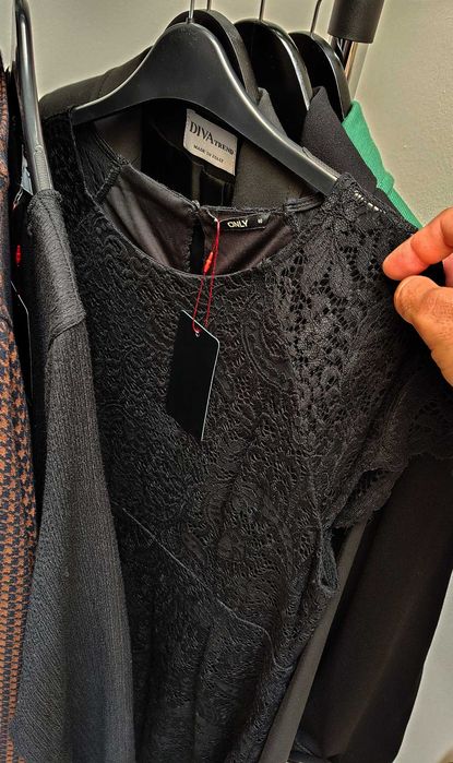 Ocazie! Lot haine dama - diverse modele rochite si sacouri casual