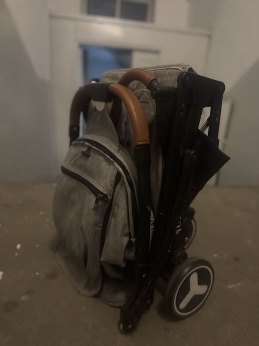 Продаю детскую коляску Yayoplus 3