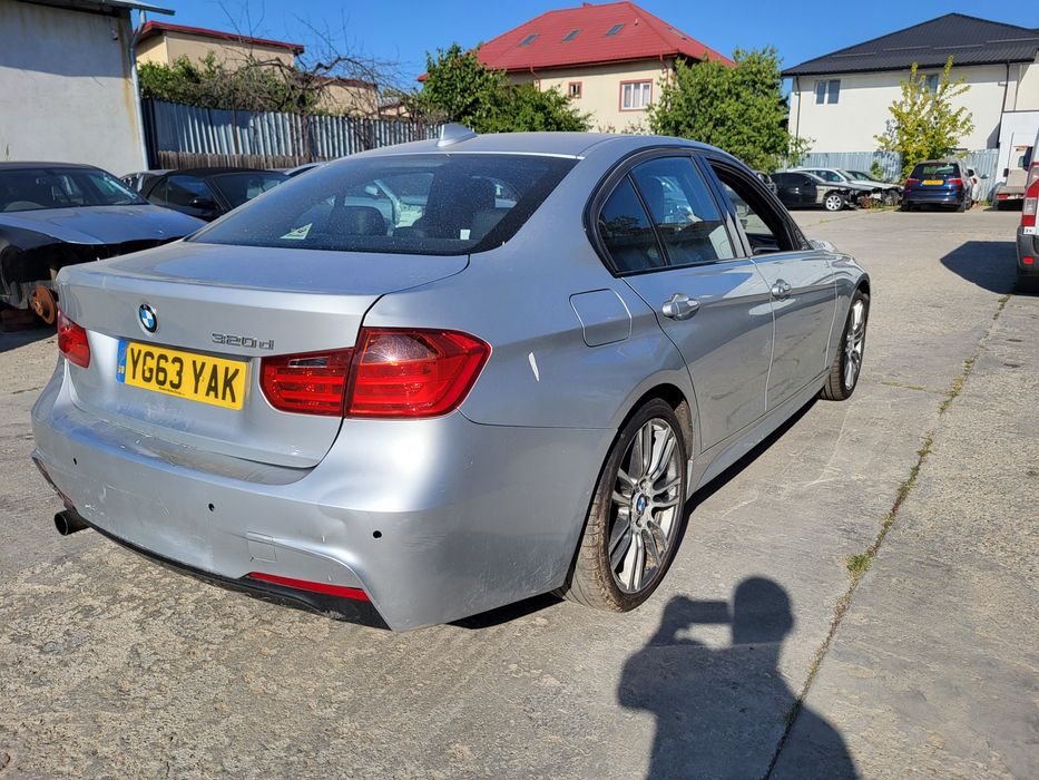 Bara spate m pachet bmw f30