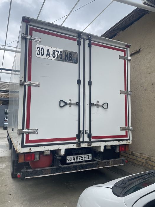 Isuzu 2012  idial sastayani