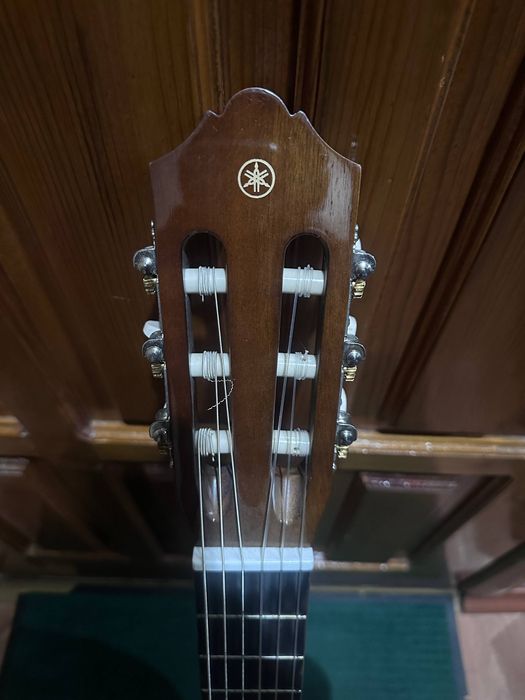 Гитара Yamaha С40