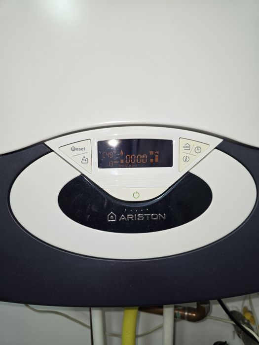 Centrala Ariston genus