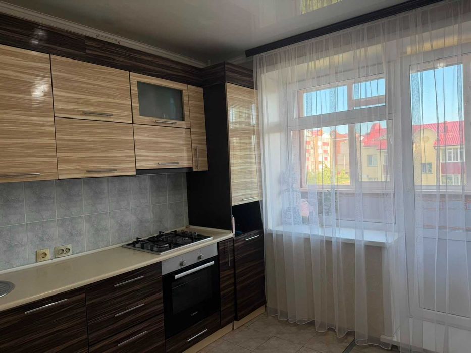 Продается 3-комн квартира, Береке, 2 этаж