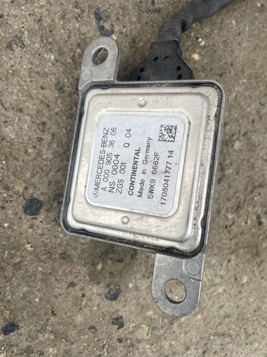 NOx сензор Continental 5WK96682F за Mercedes C, E, GL, GLE, M, R класа