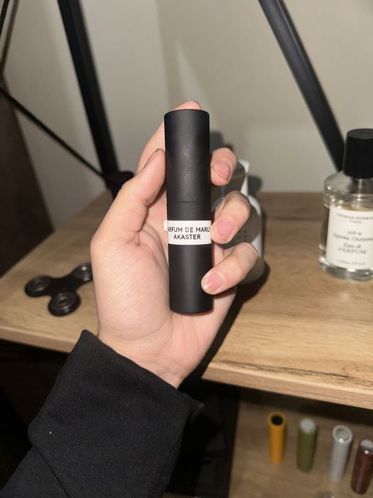 Original Atirlar Raspiv sotiladi, Thomas Kosmala