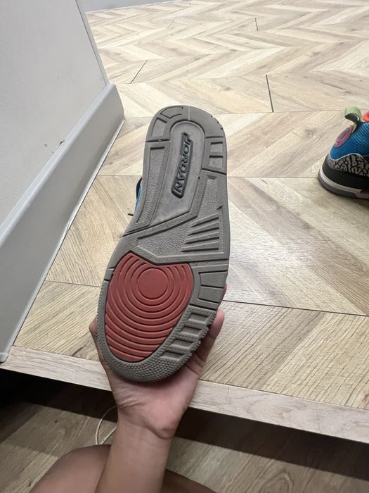 Кросовки джордан spizikes оригинал