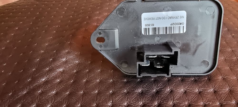 резистор вентилятора VOLVO 850