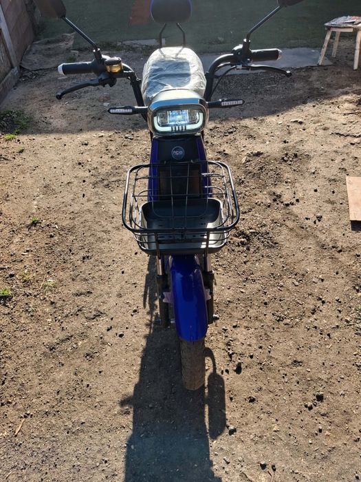 Vand scuter eletric in garantie