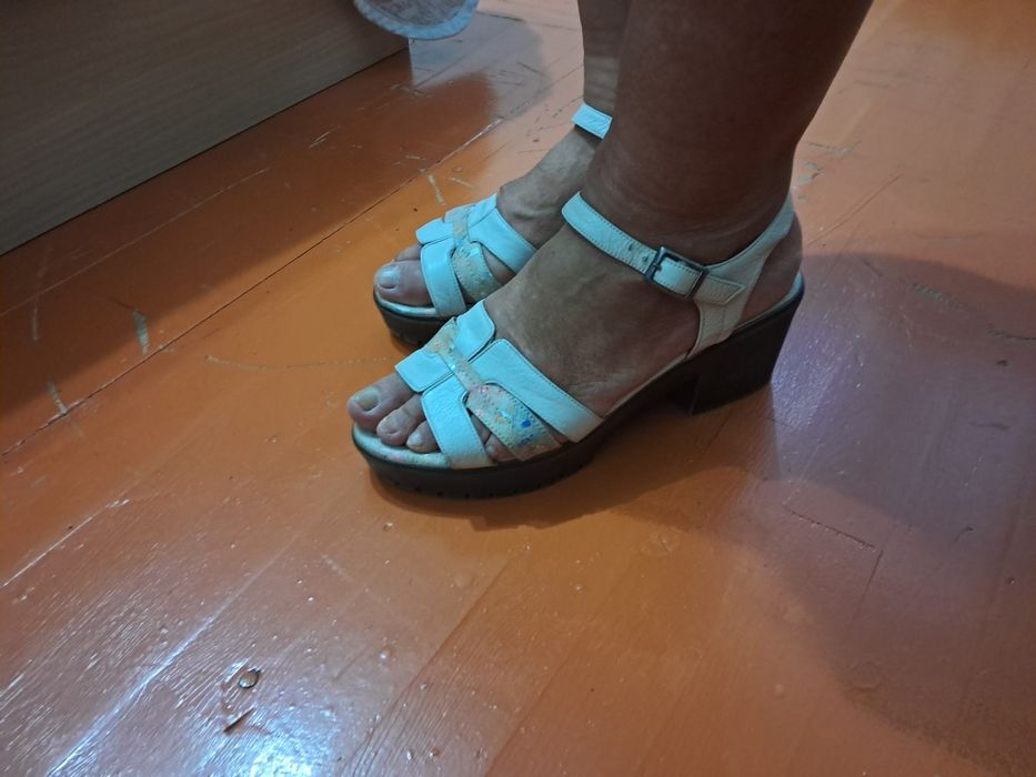 Женская обувь 40