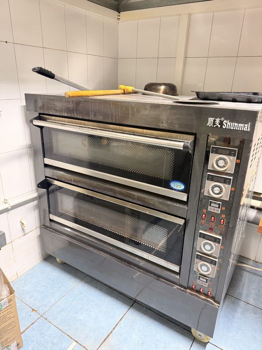 Продаю пицца печку большая