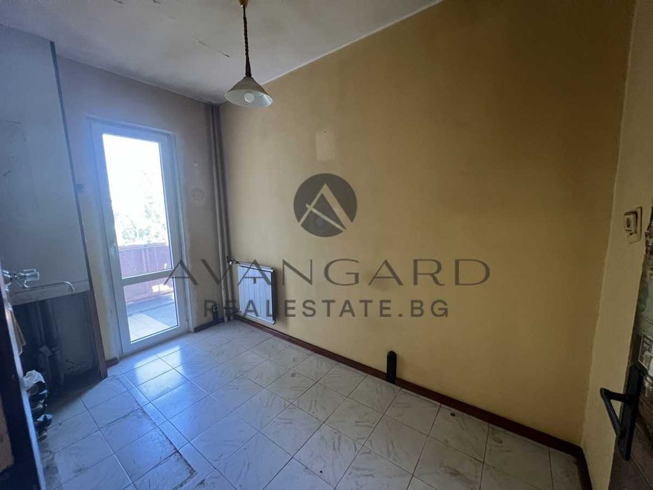 Продава се Тристаен апартамент в Пловдив, Тракия - 78 кв.м за 1218 €/кв.м - Снимка #4