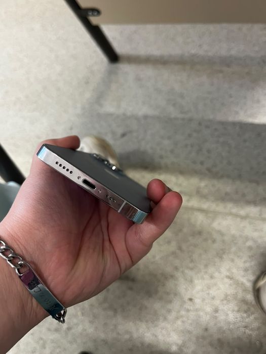 Vand iphone 13 pro,  aceept si schimburi