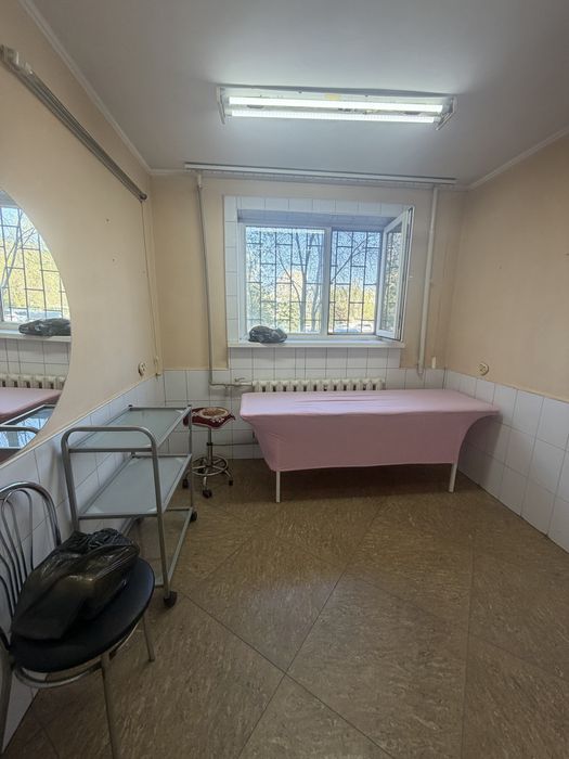Сдам кушетку в аренду 20000
