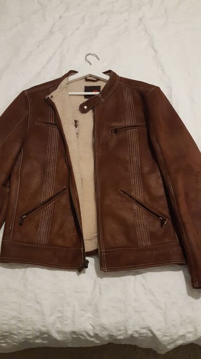 Geacă piele întoarsă