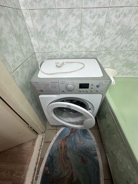 Продам стиральную машинку