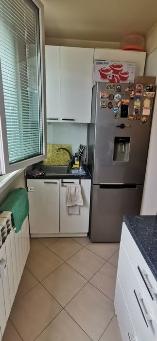 Отдава под наем апартамент