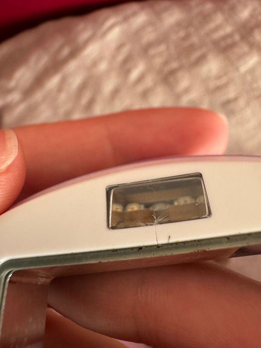 Фотоепилатор Philips Lumea IPL Hair removal 8000