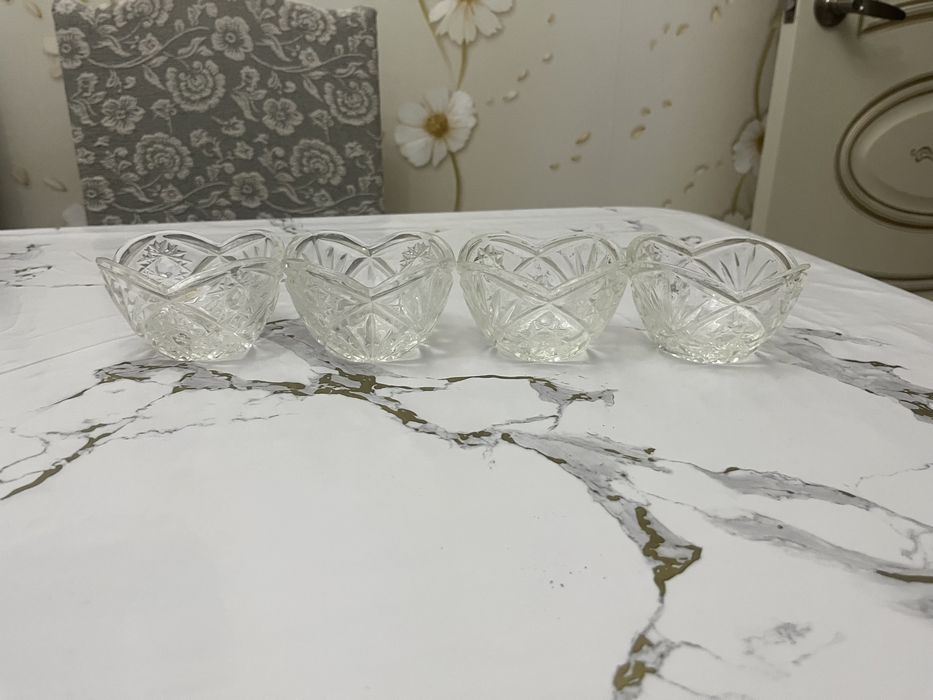 Продам хрустальный посуды