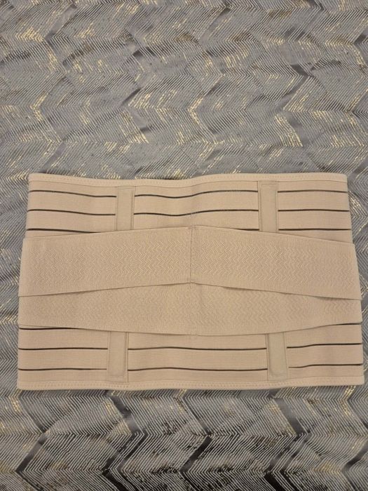 Медицински колан, поддържащ коремната мускулатура след раждане