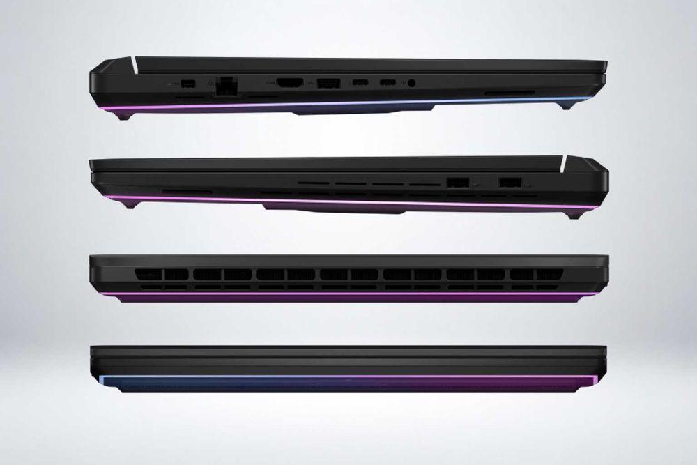 ASUS ROG Strix SCAR 18/ Ultra 9 / 32GB/ 2TB / RTX5090 24GB/ 2.5K 240Hz