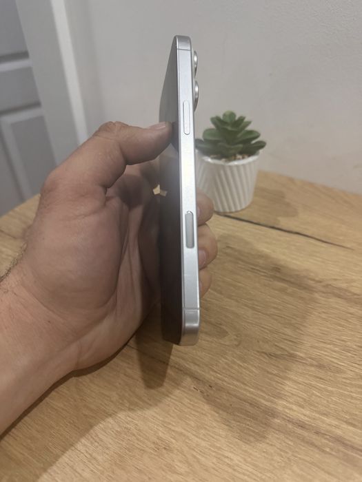 Iphone 16 pro max 256 97 %