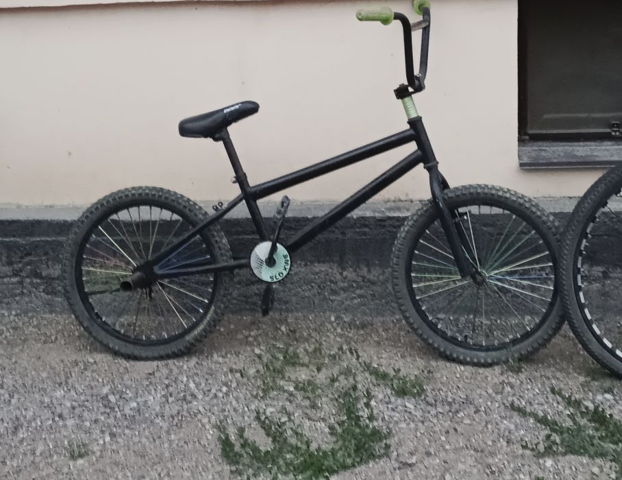 Два самоката и Бмх Б. у