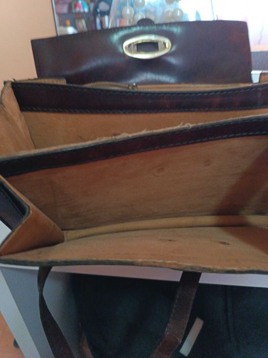 Geantă damă piele naturală maro vintage – preț bun!