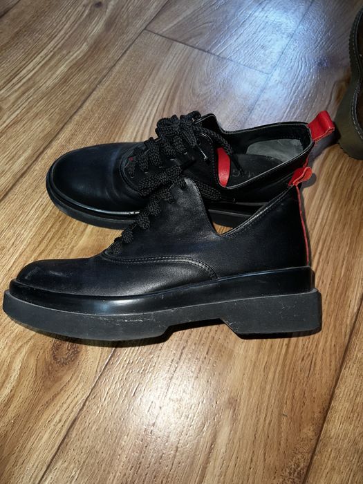 Женская обувь