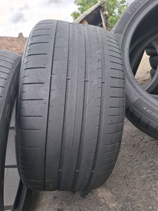 Vand 2 anvelope 315 35 21 pireli de vara bune dot 2024