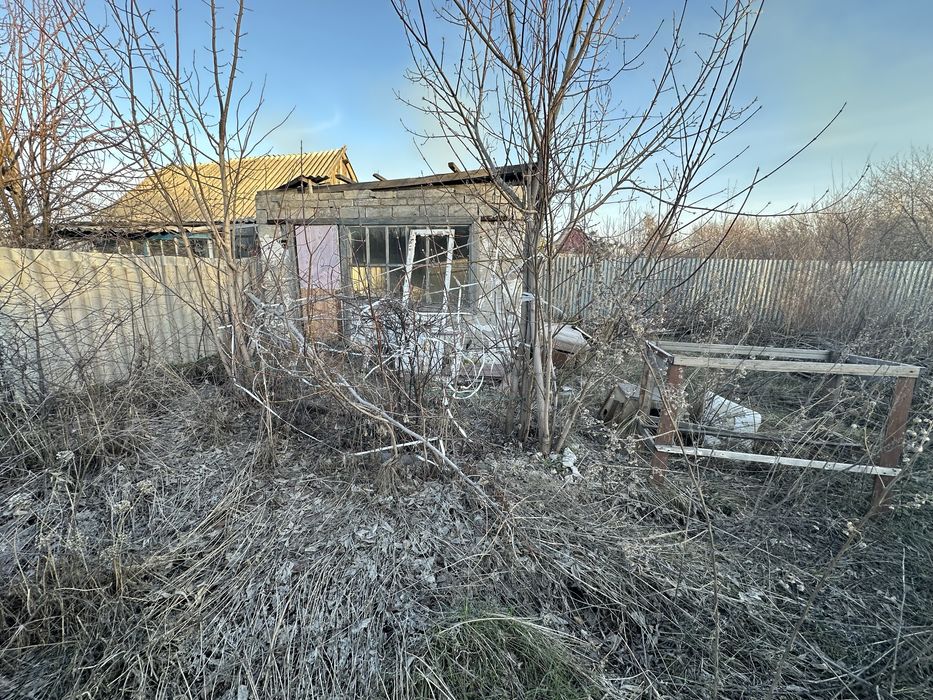 Продам дачу волзле дороги