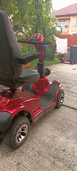 Carucior scuter carut electric handicap--dizabilitati