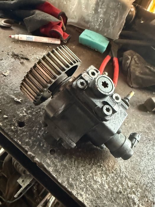 Pompa de inalte Alfa romeo 159 2.4