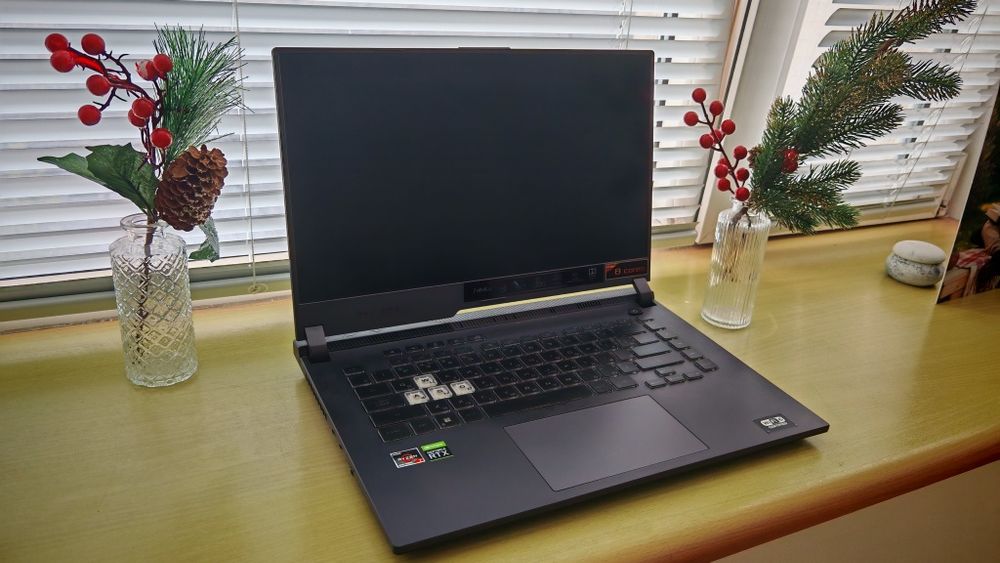 Asus ROG STRIX G513IC Ryzen 7 RTX 3050