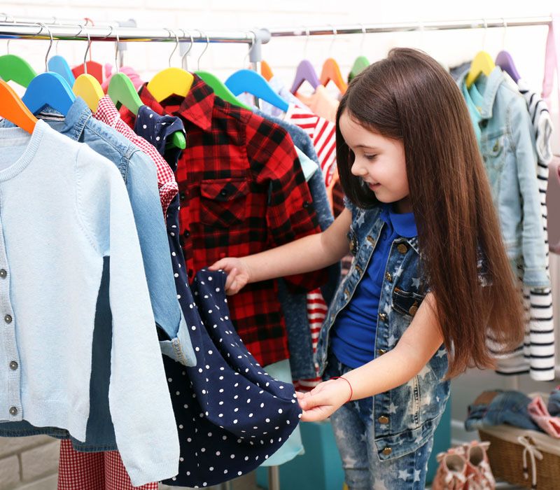 Lichidare magazin de haine pt copii