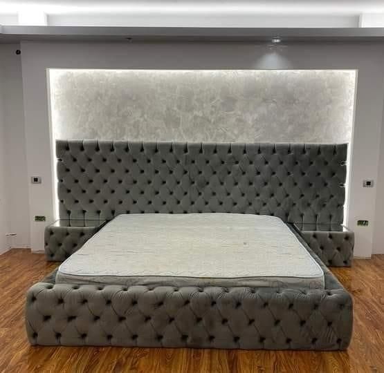 Paturi Tapițate la comandă