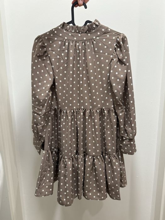 Rochiță pentru fetițe nouă cu etichetă