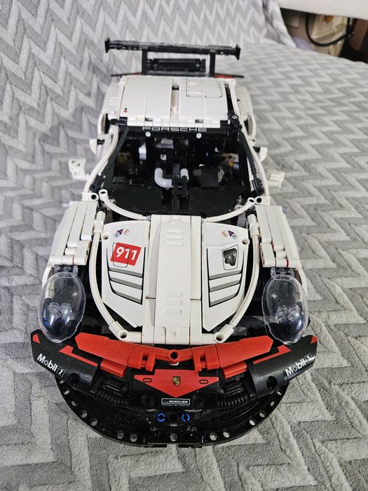 Конструктор Technic Porsche 911 RSR, деталей 1631 шт