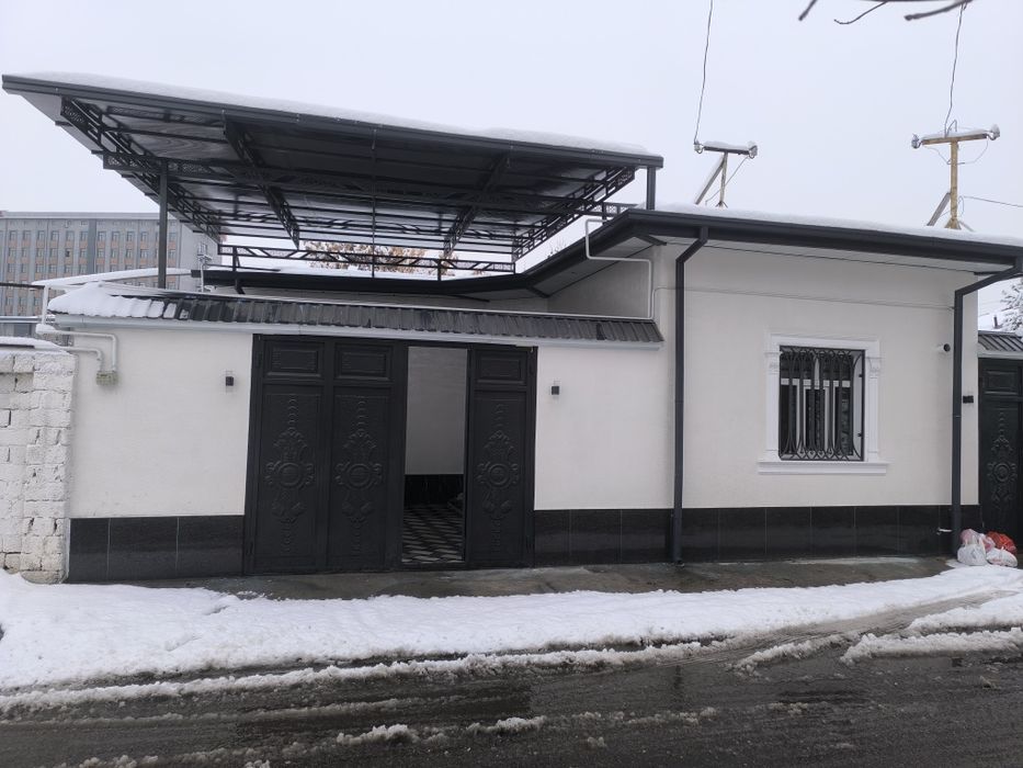 Yakka saroy, Navroʻz restaran. 1 soʻtih 3 ta hona narxi 80$ kelishamiz