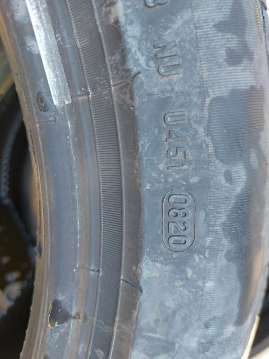 Set 2 anvelope profil vara 225 50 R17 stare buna Dot 2020