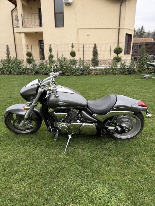 Suzuki Boulevard M90