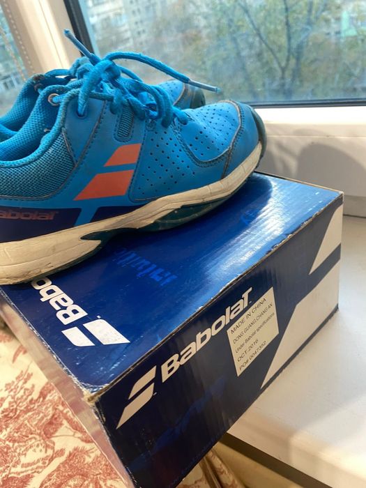 Название кроссовки babolat 34 размер