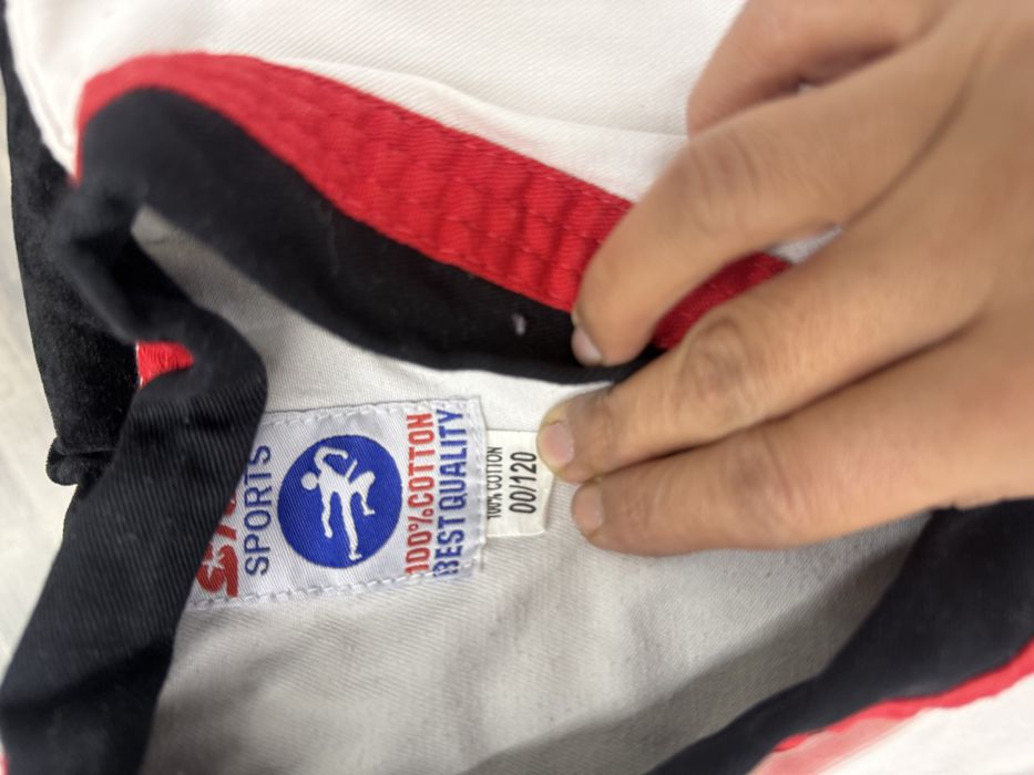 Продам форму для таэквандо 170 см