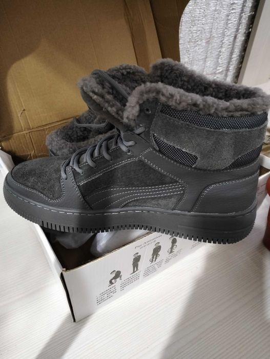 Зимние кроссовки унисекс