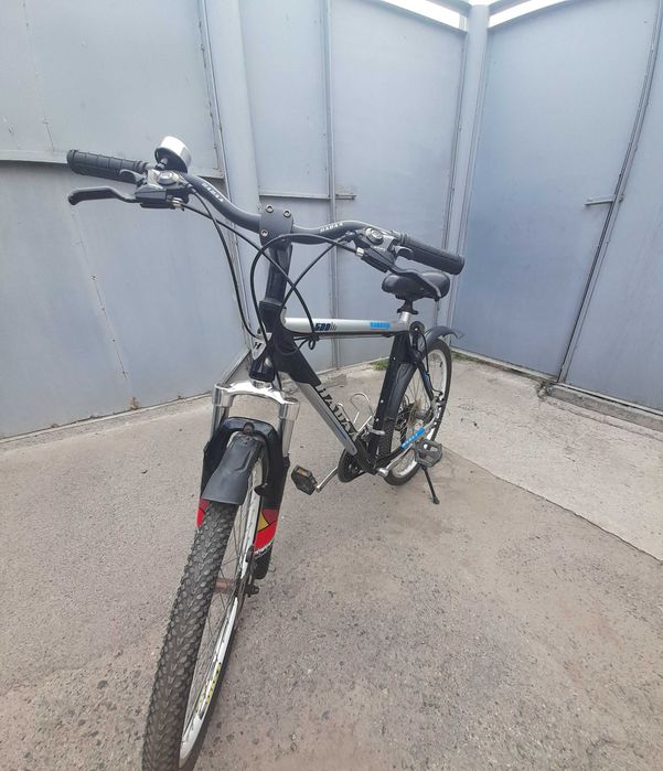 Велосипед 21 рама. Колеса 26.