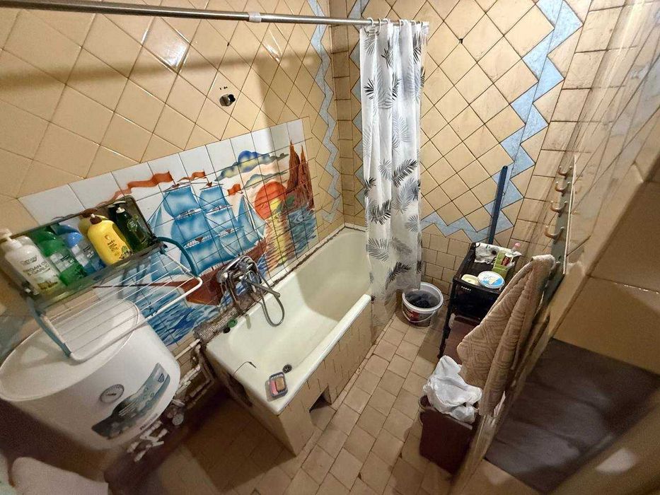 Продам квартиру в хорошом локации 2 комнатная квартира (Себзор)