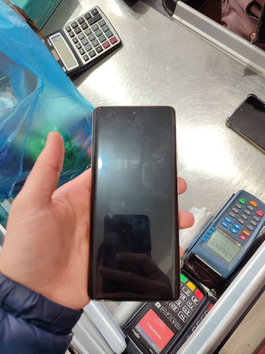 Infinix zero 30 в хорошем состоянии